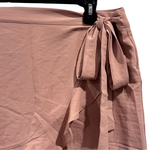 Naked Zebra Cascade Blush Wrap Skort Size L NWT - Picture 3 of 10